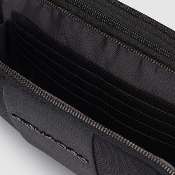 Pochette a due scomparti in tessuto riciclato