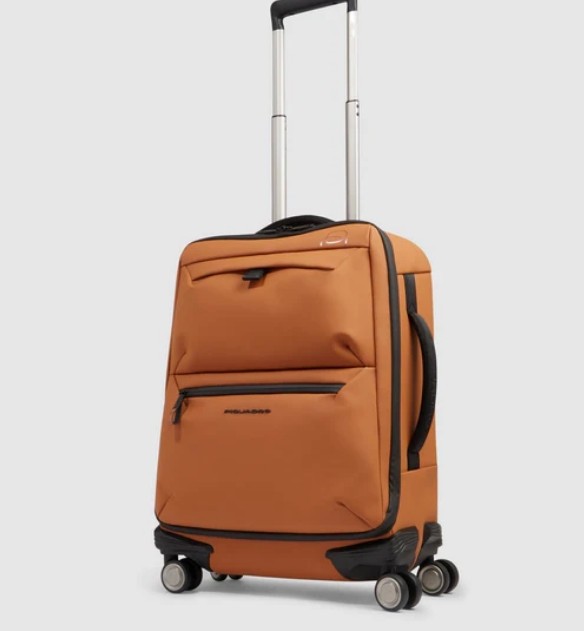 Trolley piquadro 4r. in tessuto gommato